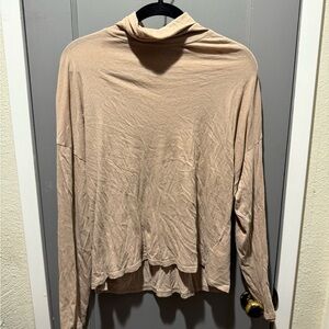 Everlane Beige Turtleneck XL